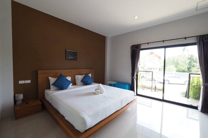 Room 15 of 92