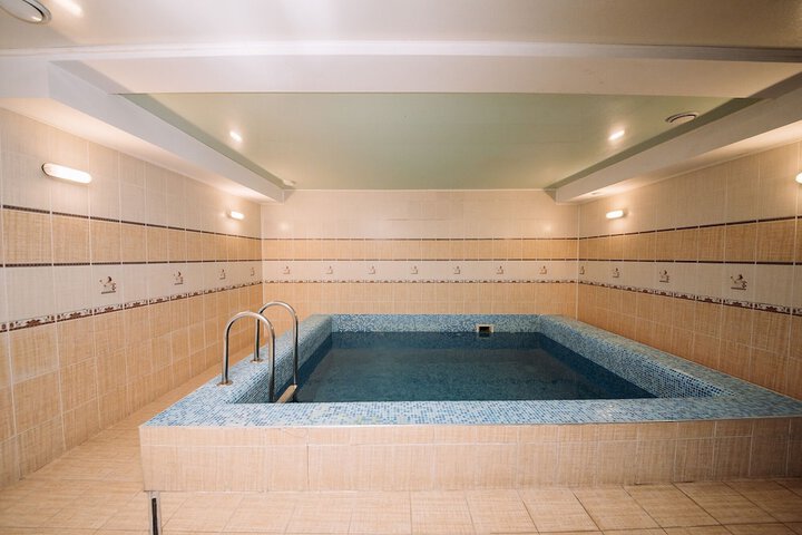 Pool 35 of 47