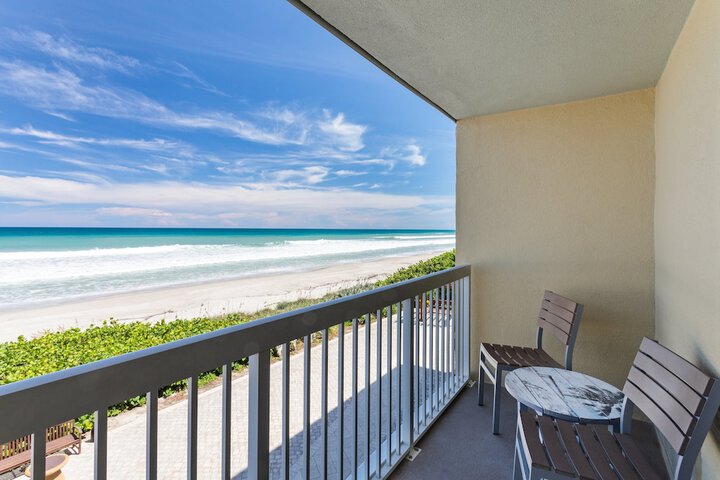 Beach/ocean view