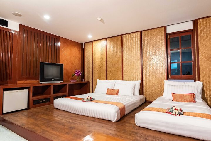 Room 18 of 62