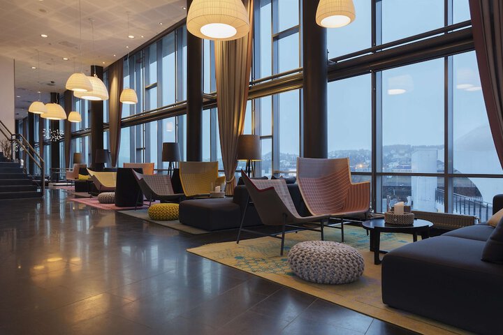 Hotel Lobby