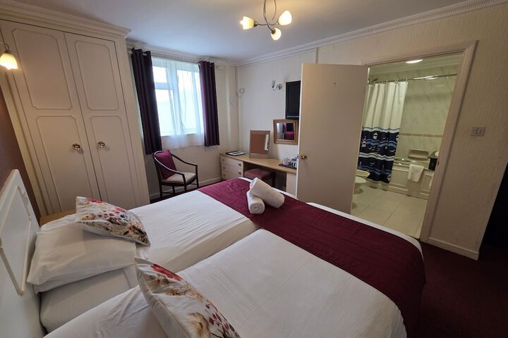 Room 13 of 47