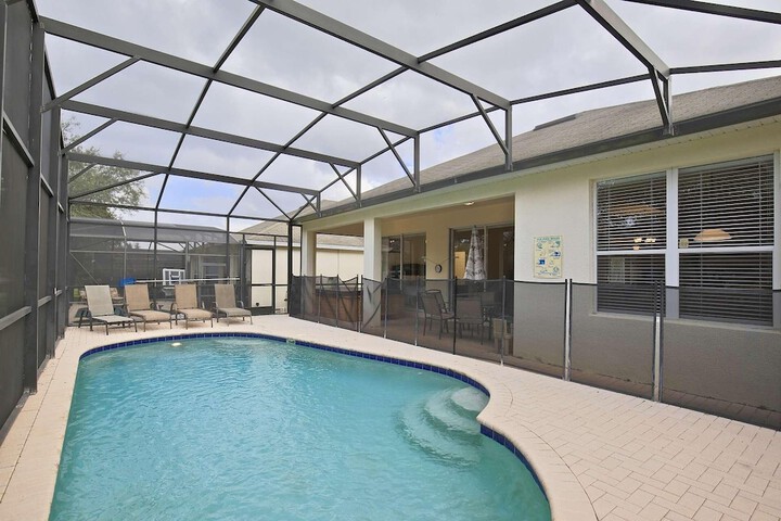 Pool 22 of 50