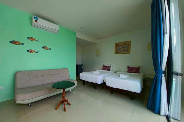 Room 52 of 92