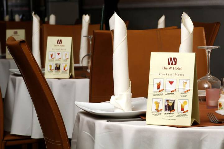 Dining 48 of 60
