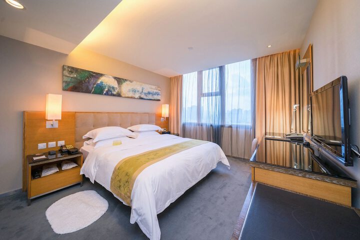 Room 9 of 44