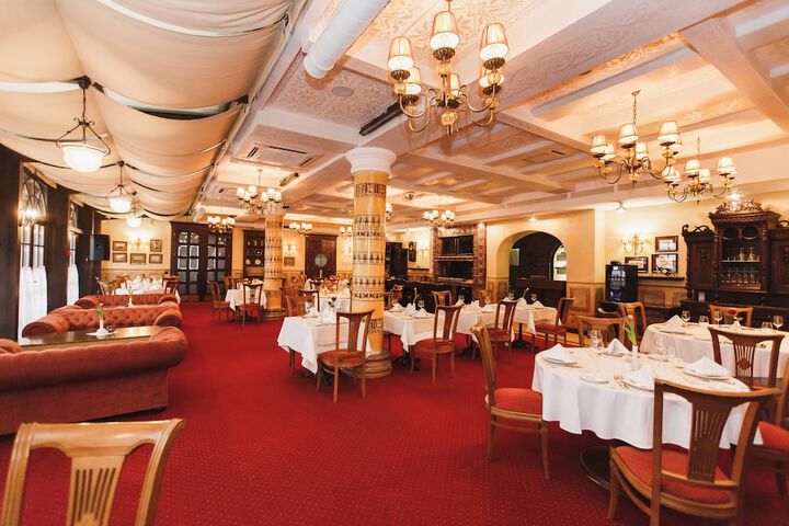 Dining 70 of 128