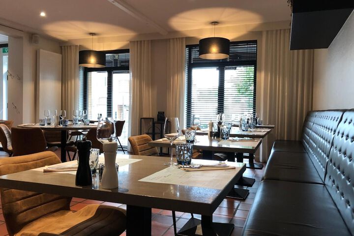 Dining Photos