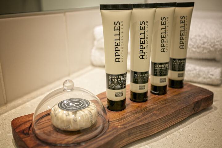 Room amenity