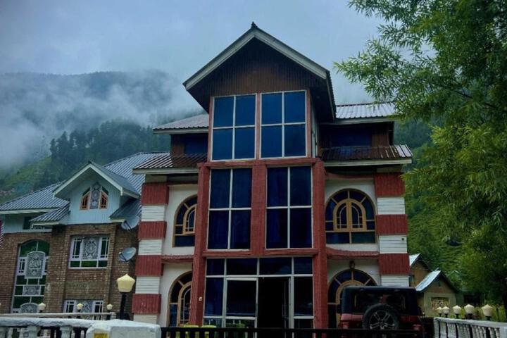 Hotel O Murawah