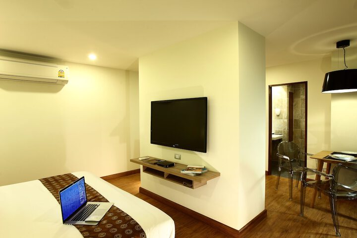Room 27 of 131