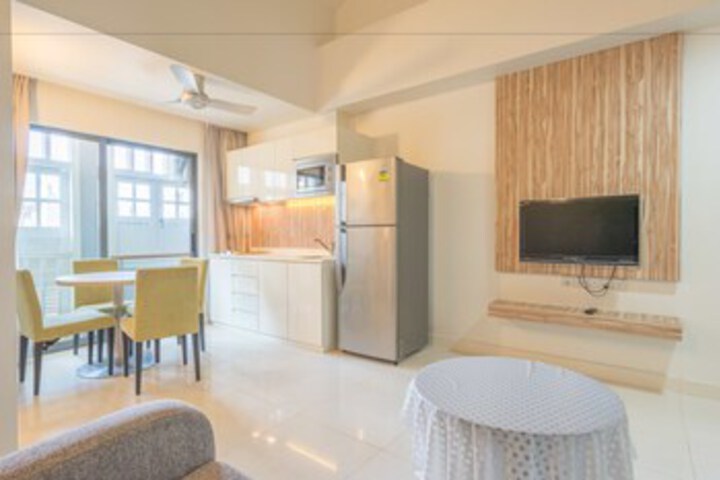 Room 8 of 20