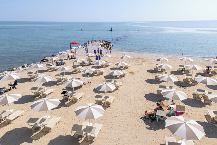 Beach 80 of 91