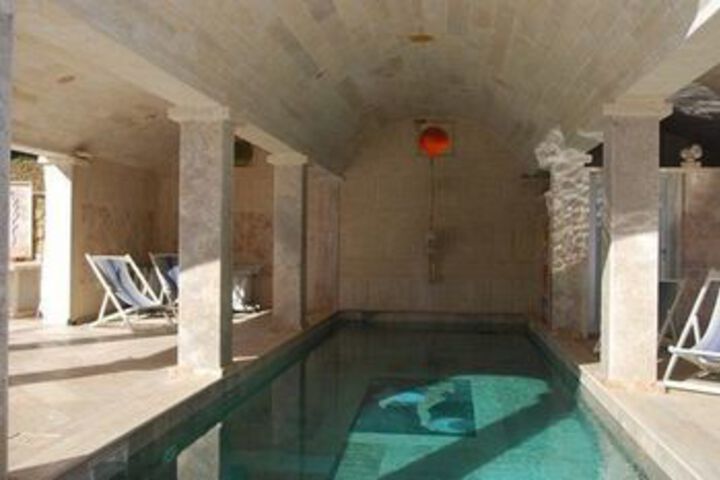 Pool 44 of 55