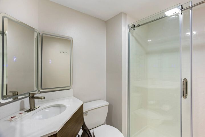 Room 12 of 31