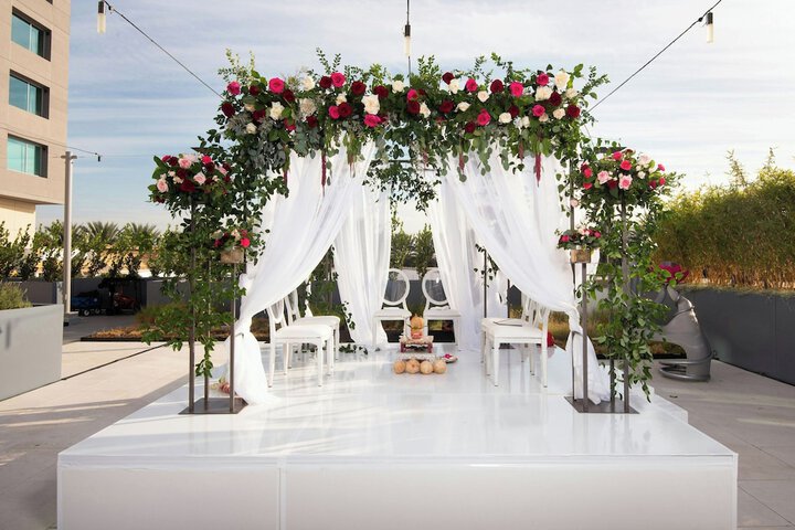 Banquet hall