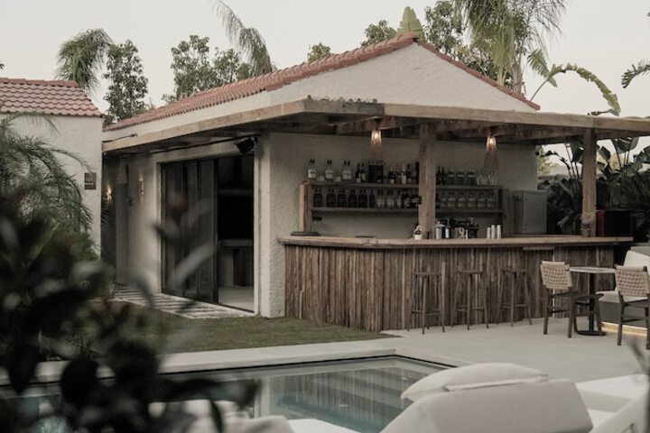 Pool 76 of 84