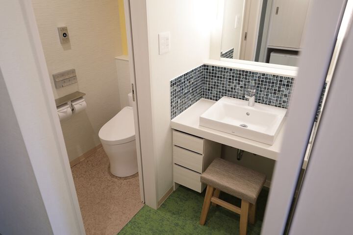 Room 13 of 45