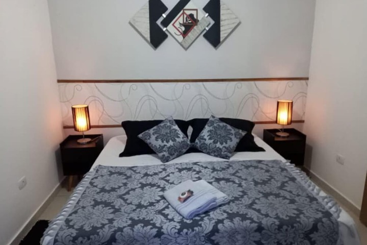 Room 7 of 14