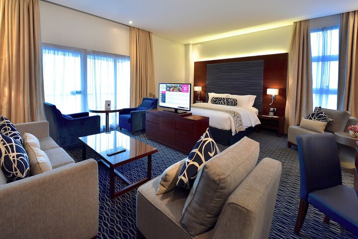 Room 32 of 82