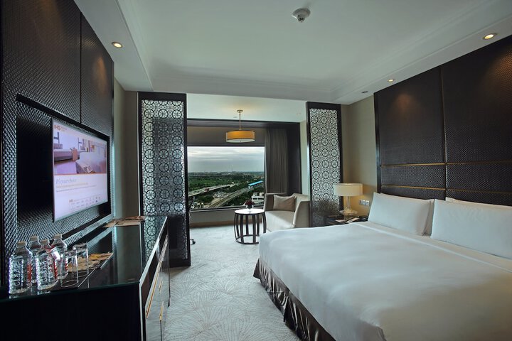 Room 13 of 60