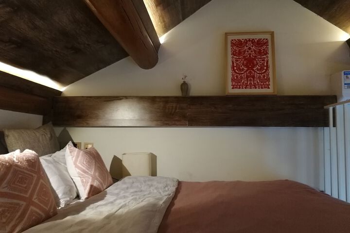 Room 19 of 74