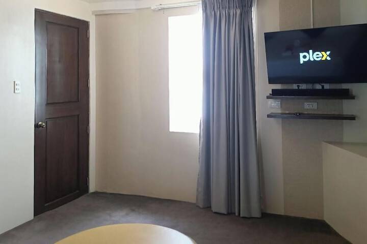 Room 151 of 403