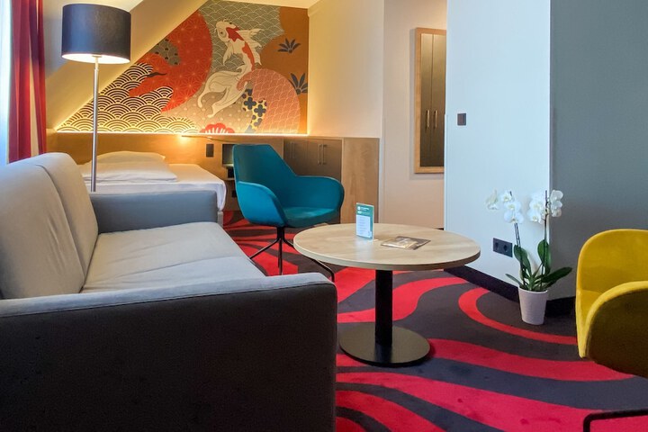 Room 22 of 54