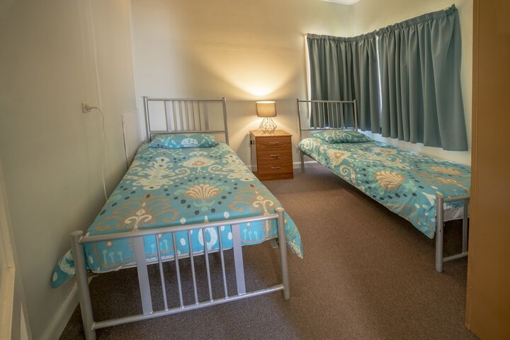 Room 3 of 37