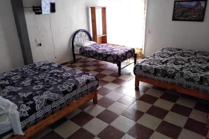 Room 11 of 25
