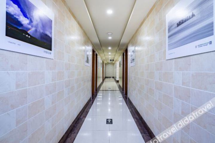 Hotel Interior 9 of 22
