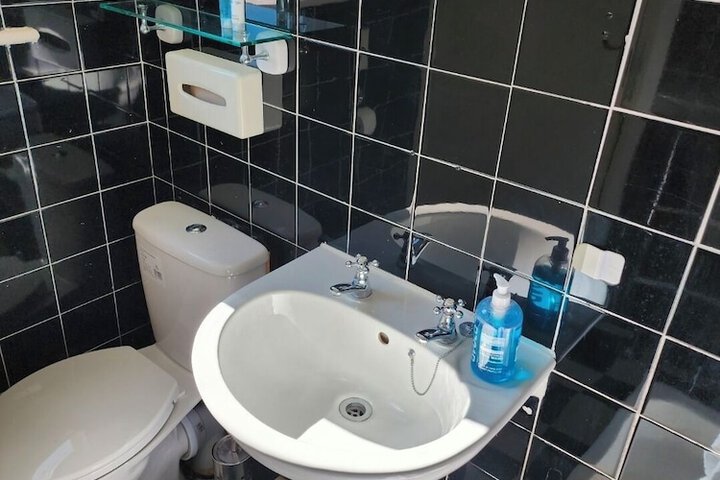 Room 15 of 25