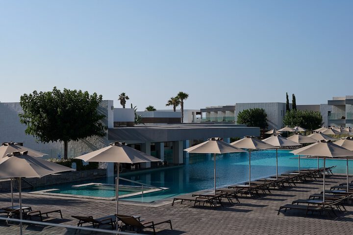 Pool 59 of 225