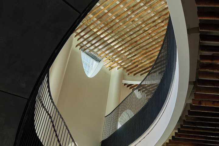 Hotel Interior 7 of 114