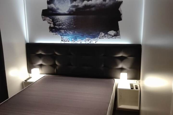 Room 3 of 41