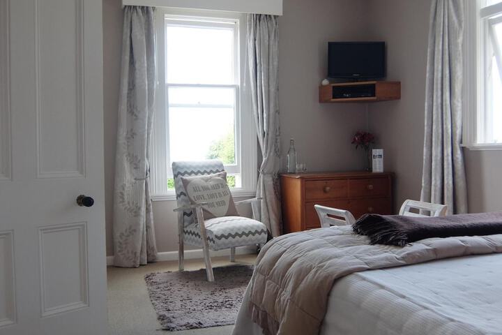 Room 16 of 59
