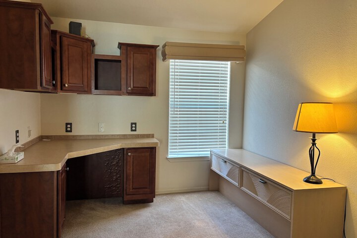 Room 76 of 121