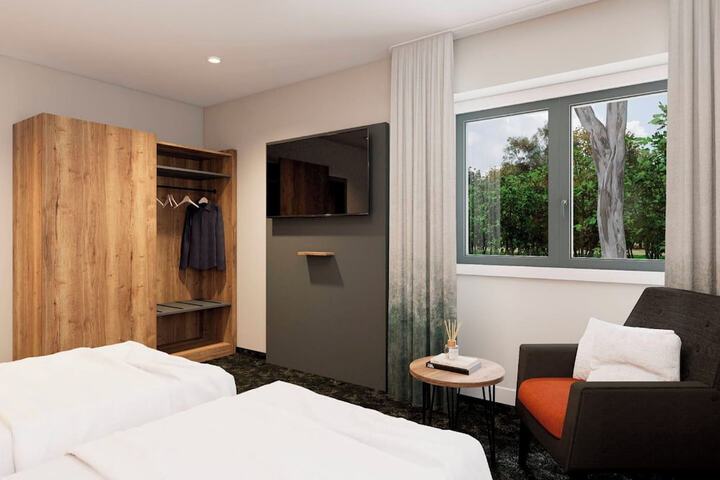 Room 21 of 32