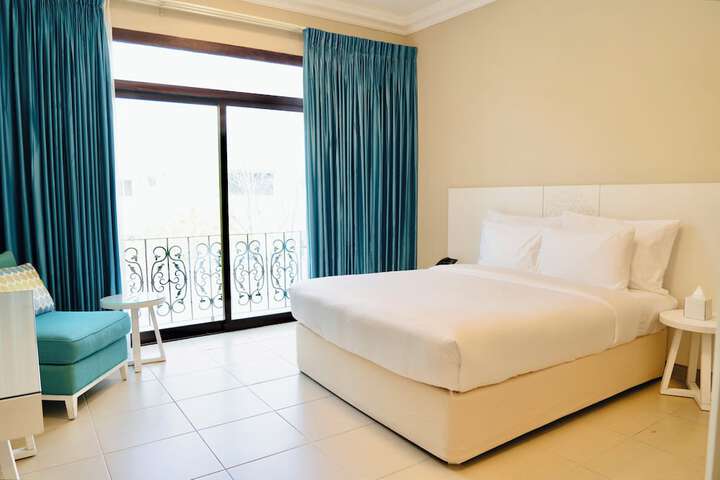 Room 42 of 91
