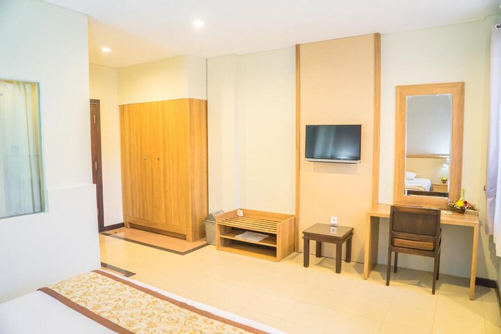 Room 14 of 40