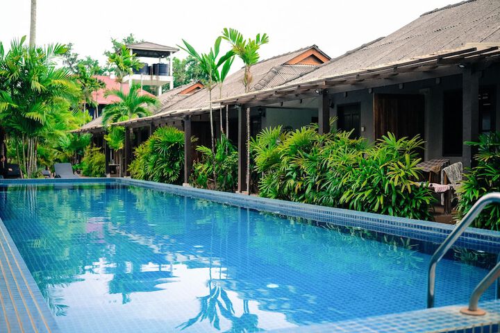 Pool 58 of 108
