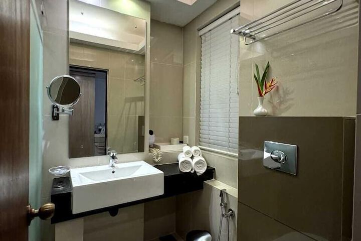 Room 14 of 46