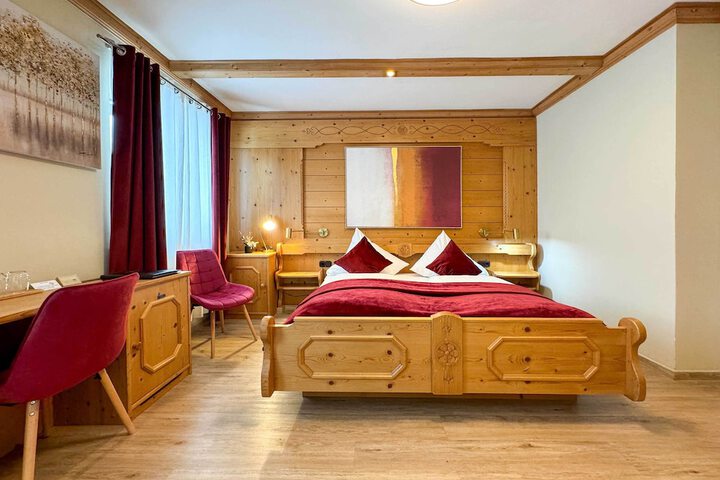 Room 15 of 207