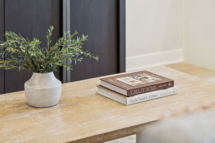 Hotel Interior 142 of 198