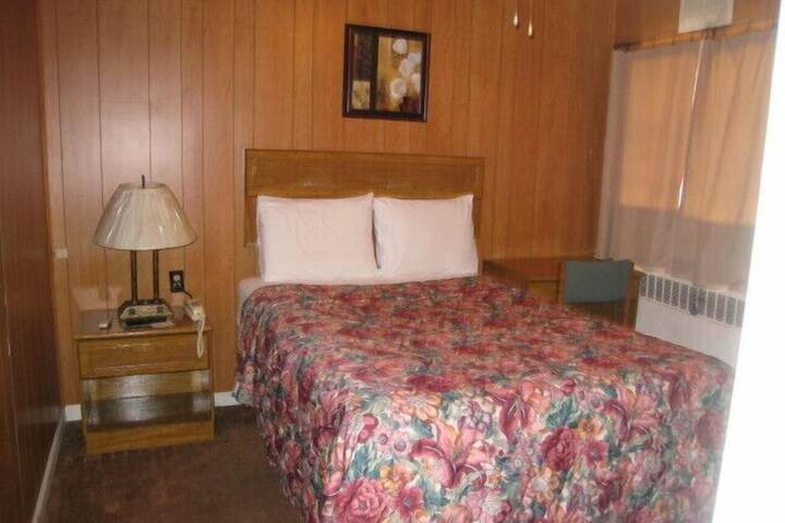 Room 6 of 43