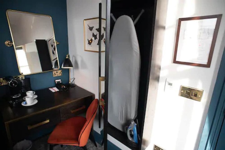 Room 16 of 59