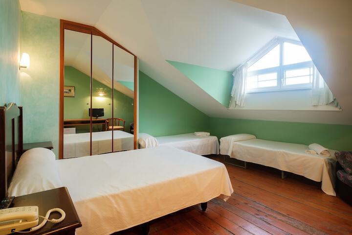 Room 26 of 27