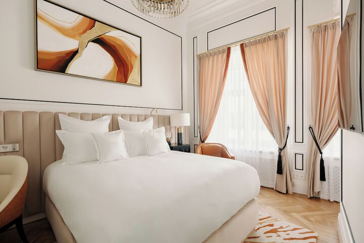 Room 37 of 38