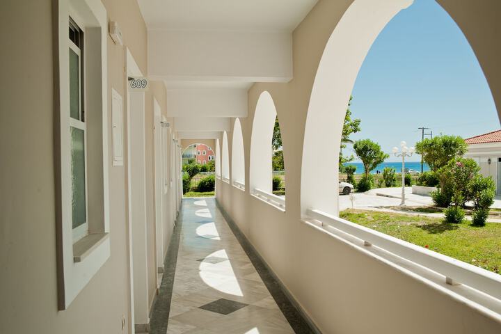 Hotel 74 of 87