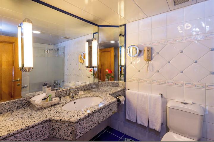 Bath Amenities